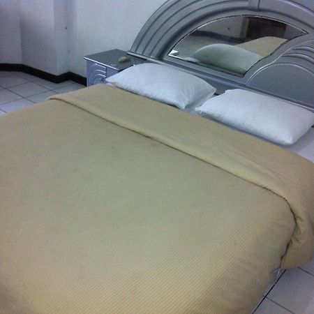 Catellya Guest House Cipaku บันดุง ภายนอก รูปภาพ