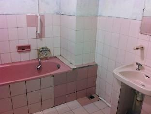 Catellya Guest House Cipaku บันดุง ภายนอก รูปภาพ