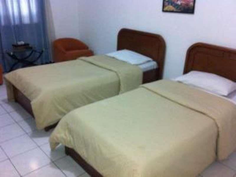 Catellya Guest House Cipaku บันดุง ภายนอก รูปภาพ